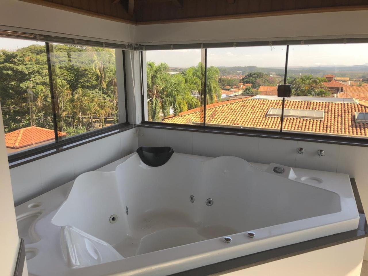 Hospedagem Oliveira Vaz Lobo Apartment Mococa Luaran gambar