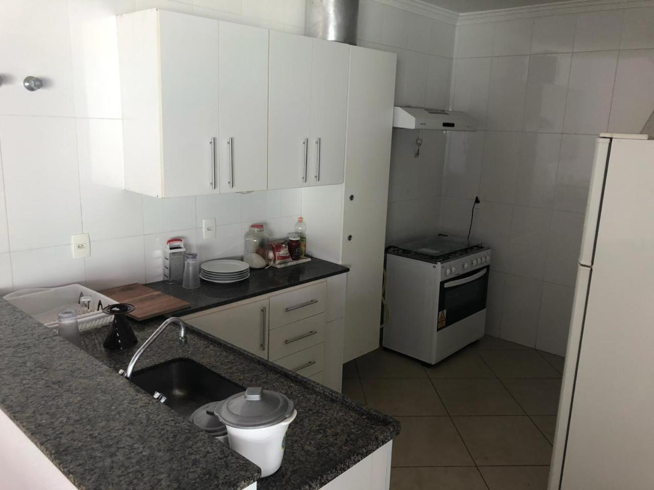 Hospedagem Oliveira Vaz Lobo Apartment Mococa Luaran gambar
